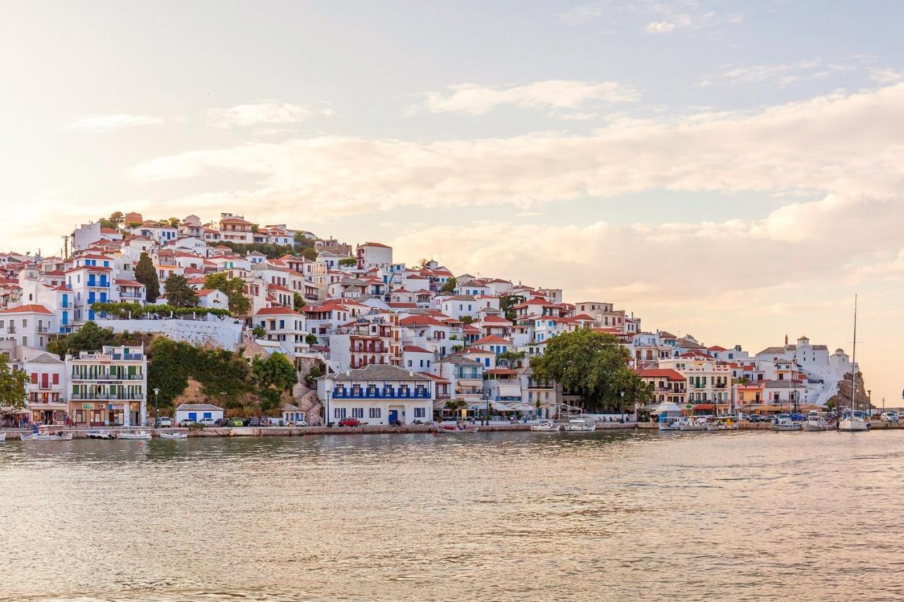 Denise Hotel Skopelos Town Exterior photo